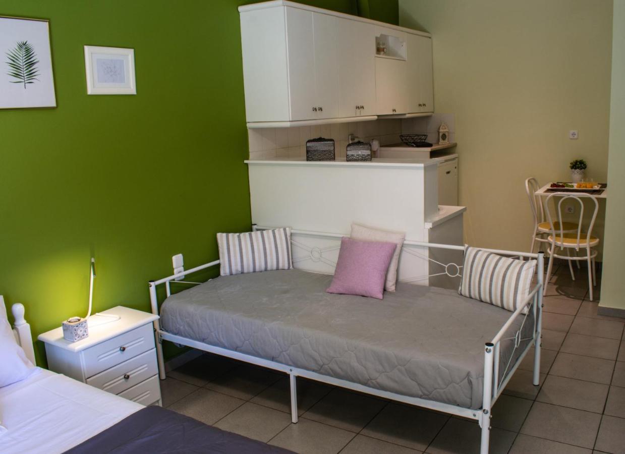 Kiki'S Apartments Néos Pírgos Eksteriør bilde